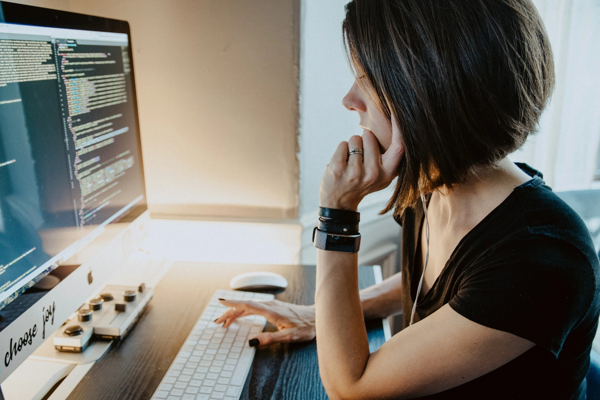 Manual vs automated penetration testing: How to tell what you're paying for